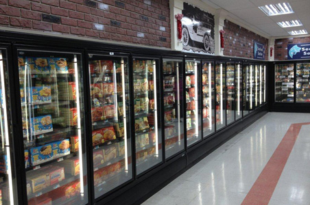 This commercial refrigerated multi deck food display is installed in grocery stores and convenience stores, supermarkets, delicatessens, schools and coffee shops. Lindsey Refrigeration provided the equipment and installation.